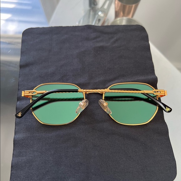 Vintage frames 24 karat gold plated with Multi flash flatlens blue/green. - Picture 5 of 8